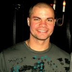 JRGUE32